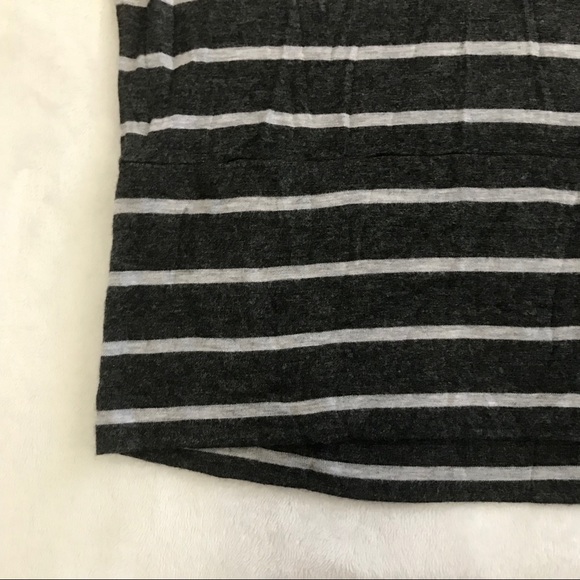 (4 for $5) Gray & White Striped Loose Top - Picture 3 of 5